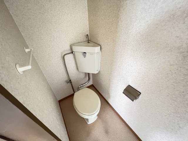 ニューエステート西本町のトイレ