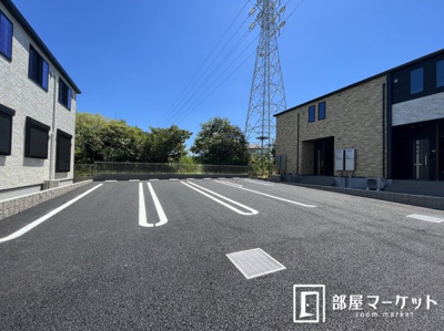 【駐車場】 | レーヴ聖心　B