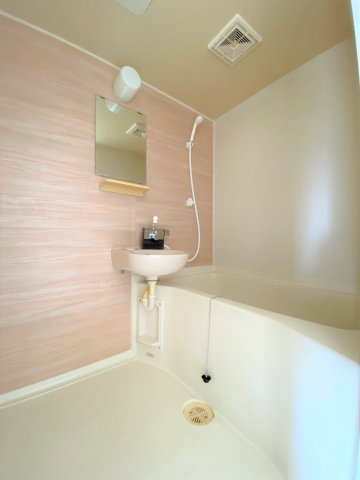 プレゼンス浜の宮の浴室