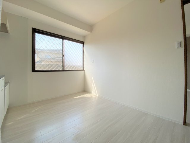 プレゼンス浜の宮の内装