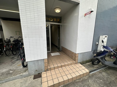【エントランス】 | エスティライフ富田林