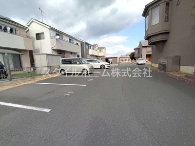 【駐車場】 | セザンヌ神野新田3
