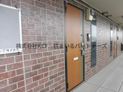 【エントランス】 | カーサオークマ | エントランスです