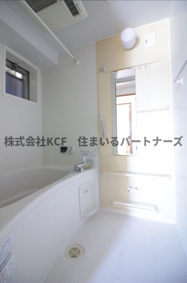 レジデンス東櫛原の浴室|コンパクトで使いやすいお風呂です