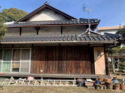 【外観】 | ★高梁市内山下★古民家風平屋★悠々自適な新生活を★ | 人気の古民家。広い土地で悠々自適な新生活を。