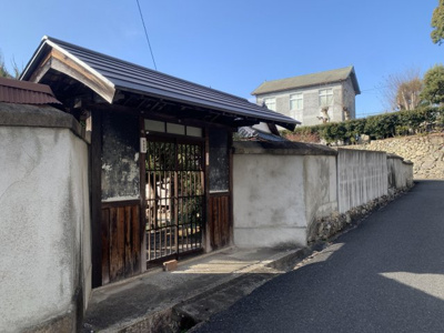 【外観】 | ★高梁市内山下★古民家風平屋★悠々自適な新生活を★ | ★人気の古民家。広い土地で悠々自適な新生活を。