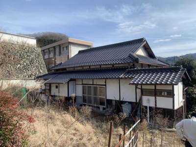 【外観】 | ★高梁市内山下★古民家風平屋★悠々自適な新生活を★ | 人気の古民家。広い土地で悠々自適な新生活を。