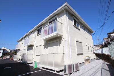 立場駅・中田駅どちらも平坦で歩けます