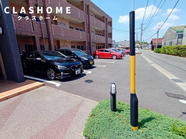 サニーヒル天王の駐車場