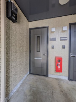 【玄関】 | アベニューＢ棟