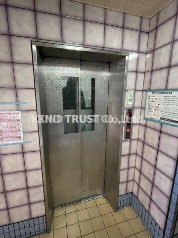 天満グリーン土井マンションのロビー|建物の内部です