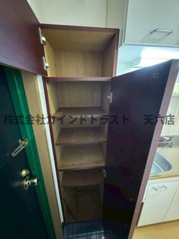 天満グリーン土井マンションの収納|小物を収納するのに便利です