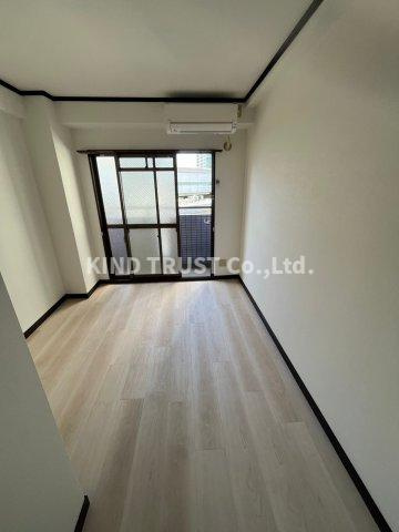 天満グリーン土井マンションの居間・リビング|ゆったりとしたリビングです