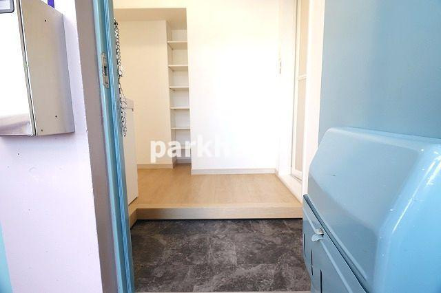 ヴィラ五番街の玄関|毎日通る玄関はこちらです