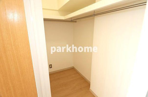 ヴィラ五番街の収納|大きなものも収納できそうです