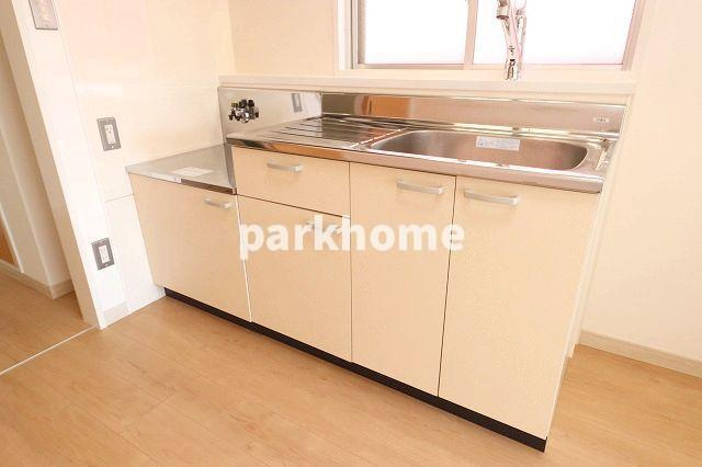 ヴィラ五番街のキッチン|お料理しやすいキッチンです