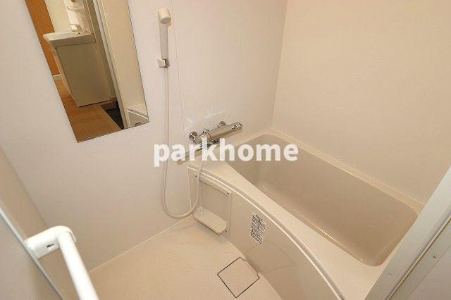 ヴィラ五番街の浴室|日々の暮らしに欠かせないお風呂です