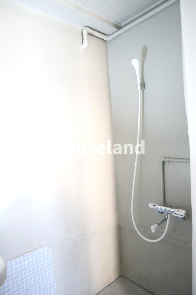 魚国ビルのシャワールーム