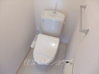 広島市安佐北区落合２丁目のアパートのトイレ|シャワートイレ