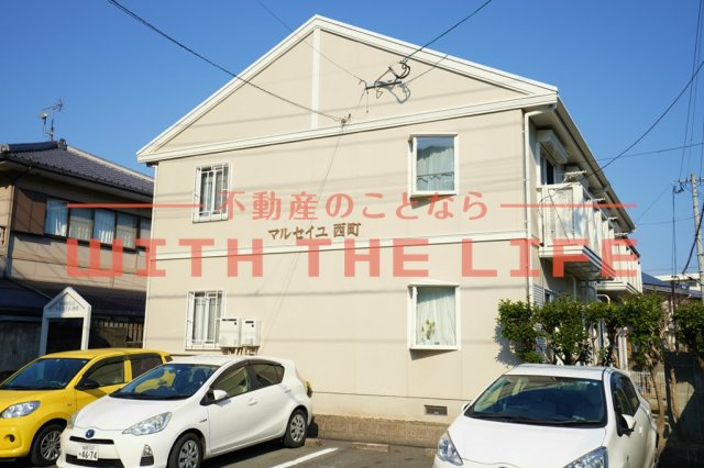 マルセイユ西町【キャッシュバック対象物件】のエントランス|毎日通るエントランスはこのようになっています