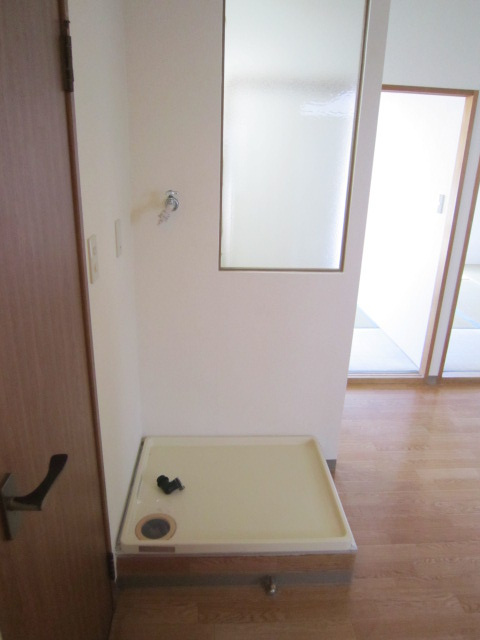 シティハイム物集女の設備|室内洗濯機置き場