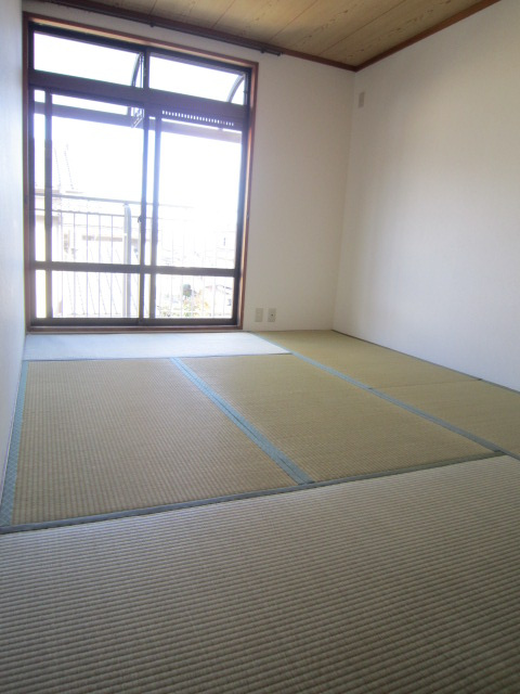 シティハイム物集女の和室