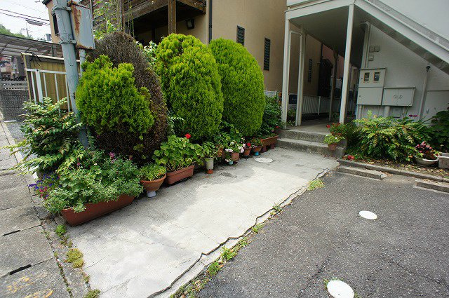 シティハイム物集女のエントランス