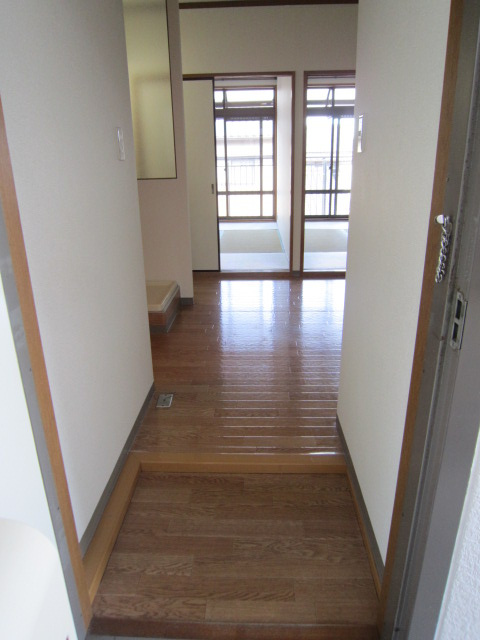 シティハイム物集女の玄関