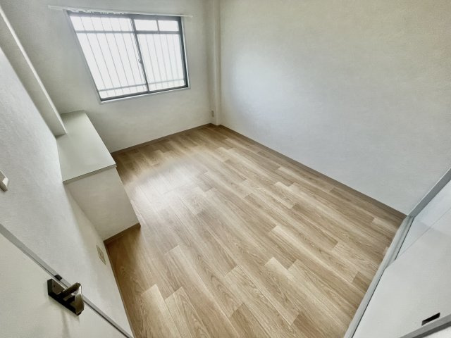 【洋室】 | グランドハイツ杉田I
