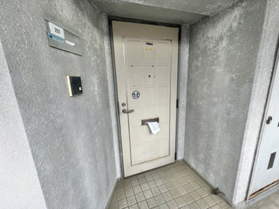 【玄関】 | ルネアルマーニ