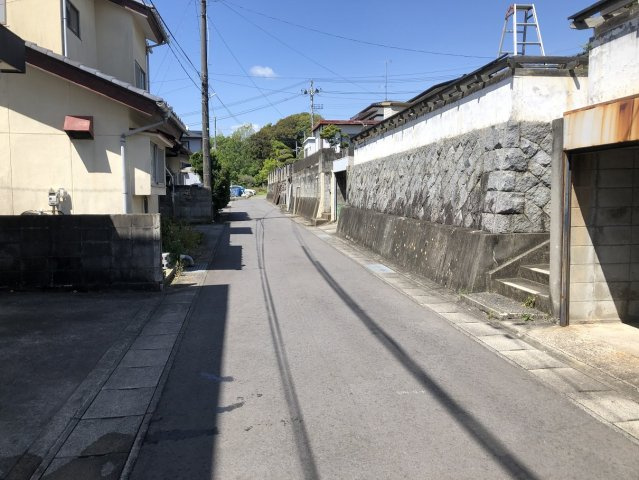 勿来町大高高松　売土地の前面道路含む現地写真