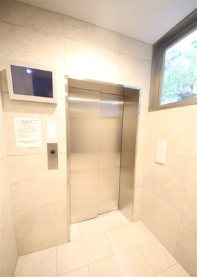 【ロビー】 | シーズンフラッツ新町