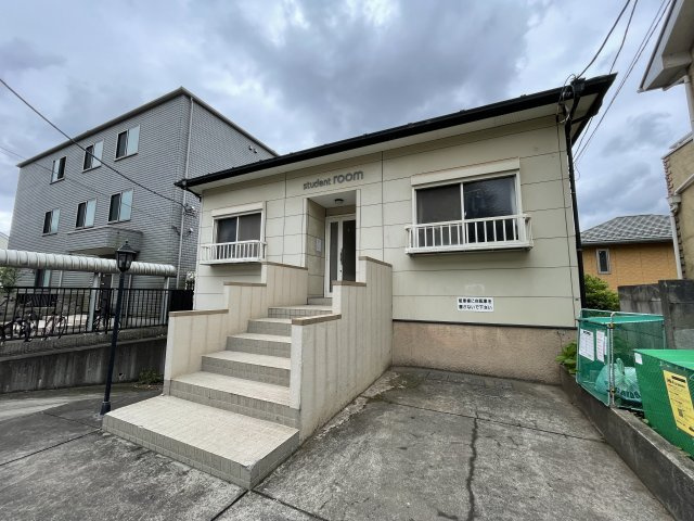 千葉市中央区亥鼻３丁目のアパート