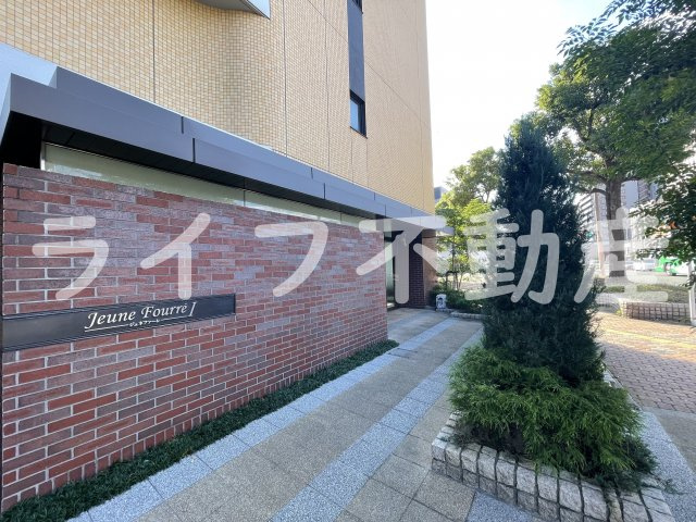 ジュネファーレⅠ　のエントランス