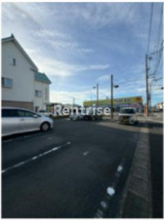 リベルテ末広の駐車場