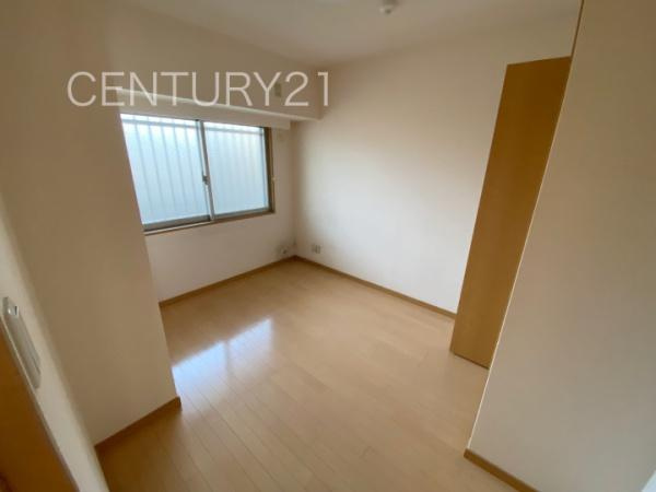 フォルテコート伊勢崎の洋室