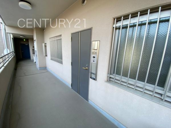 フォルテコート伊勢崎の玄関