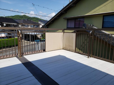 【バルコニー】 | 鳥取市国府町新町１丁目中古戸建て | 広いルーフバルコニーがあります