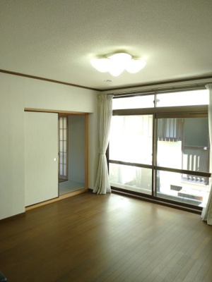 【洋室】 | 鳥取市国府町新町１丁目中古戸建て