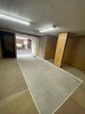 【その他】 | 南塚口町倉庫・事務所 | ハイエース駐車可能です