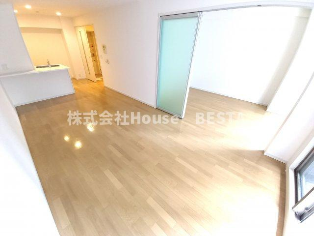 グレンパーク兵庫駅前の居間・リビング