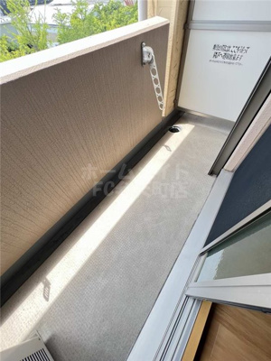 【バルコニー】 | ヴォー・リバージュ境川 | バルコニーからの眺めを楽しみながら食事をしませんか