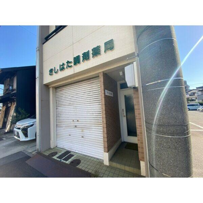 【エントランス】 | ドール小坂