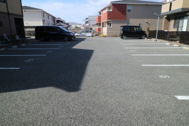 明石市大久保町江井島のテラスの駐車場