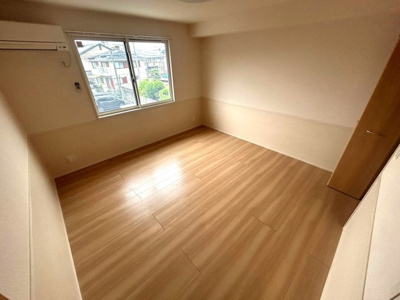 【洋室】 | グロリアハイツ はびきの A棟