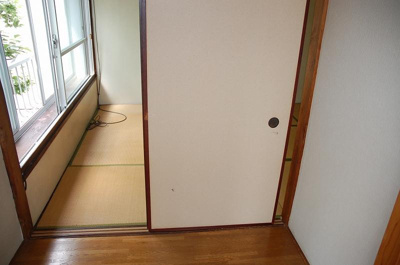 【居間・リビング】 | 峰岸荘