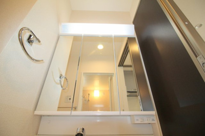 【独立洗面台】 | Villa SATSUKI