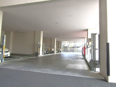 【駐車場】 | アーバンパレス甲府丸の内203号室 | 駐車場