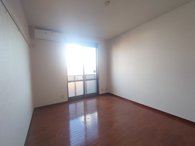 リバーバードの寝室