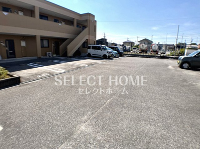 【駐車場】 | アットホームⅠ | 駐車場です